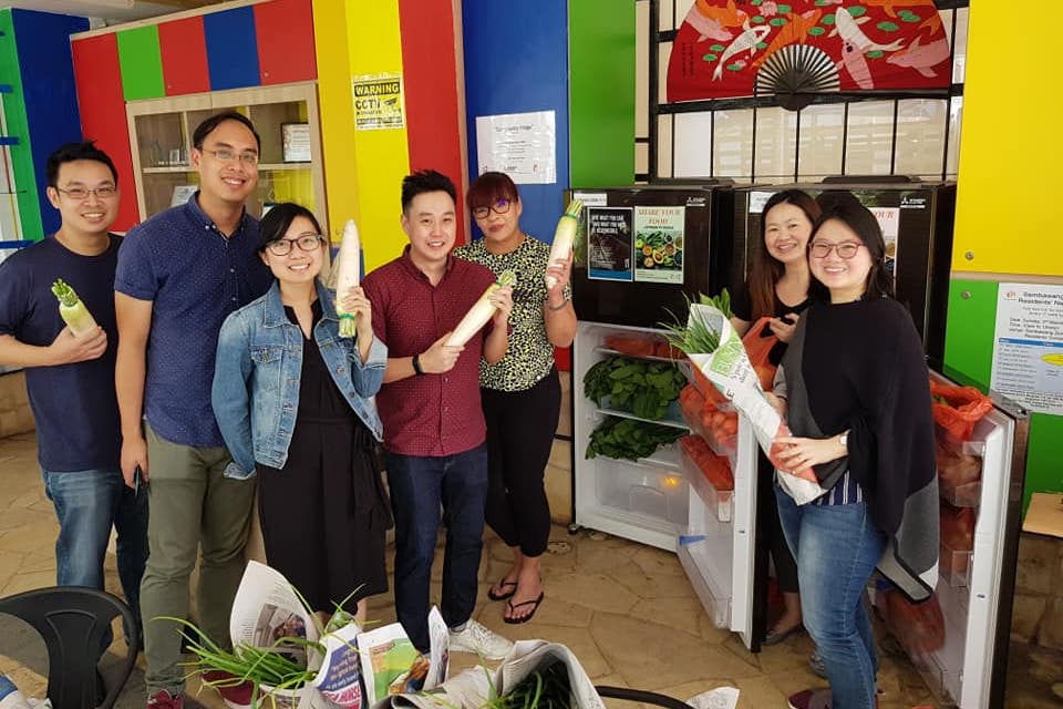 Community Fridge - Woodlands 718