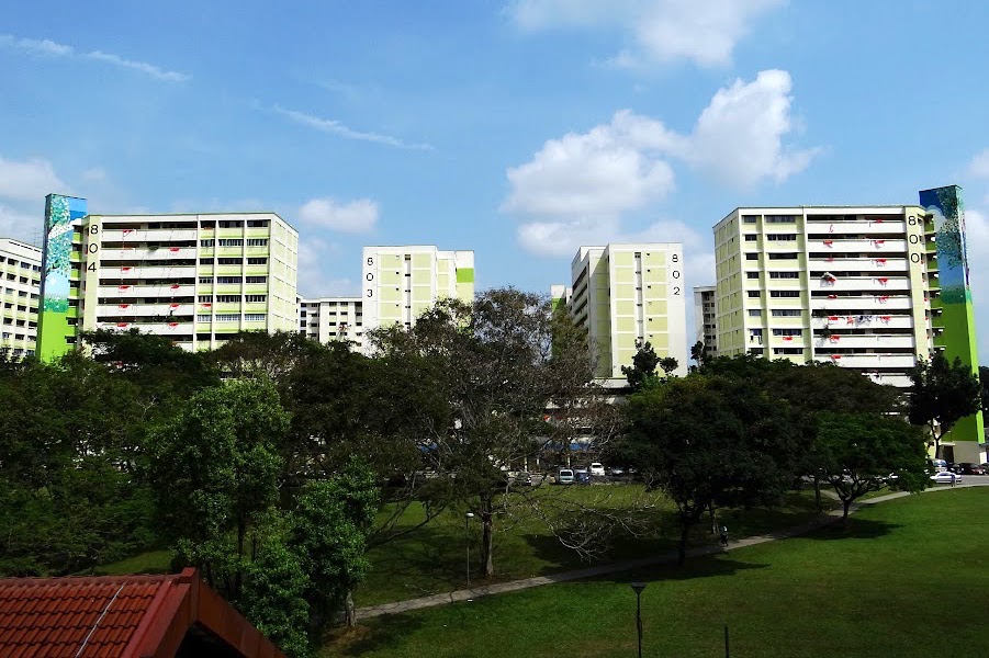 Community Fridge - Yishun 804